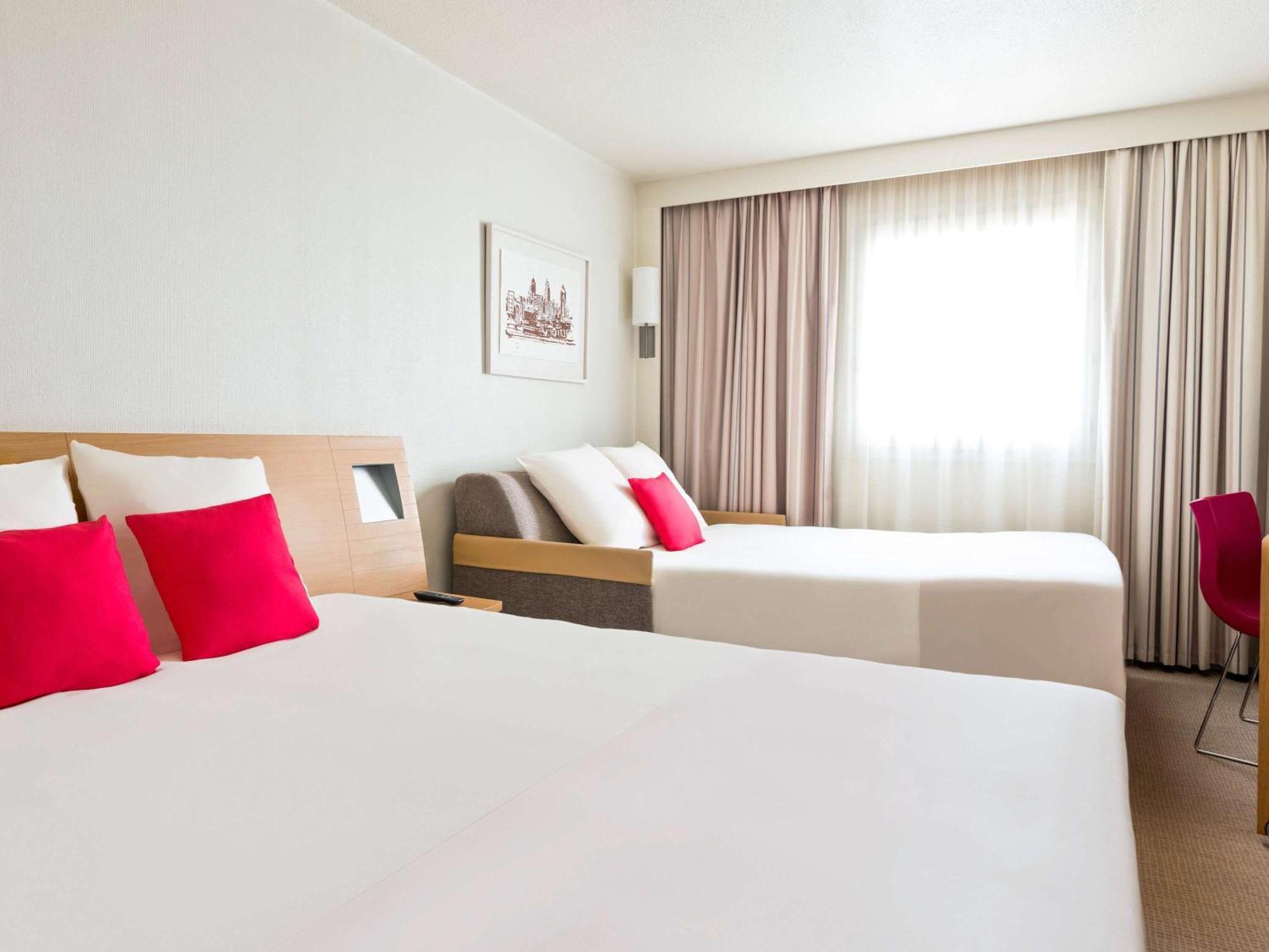 Novotel Atria Nimes Centre Exterior photo